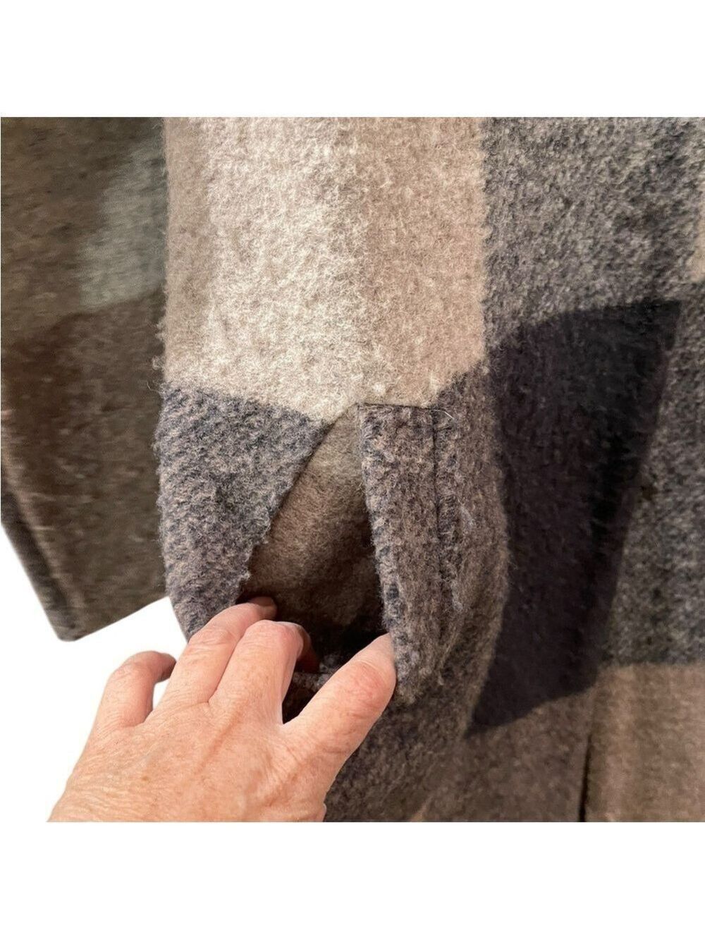 Paraphrase Women's Plaid Wool Blend Overcoat Multicolor Jacket Size: Small - Picture 4 of 11